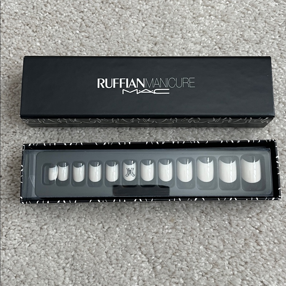 NIB MAC Ruffian Manicure Set - Spectator - Picture 2 of 5
